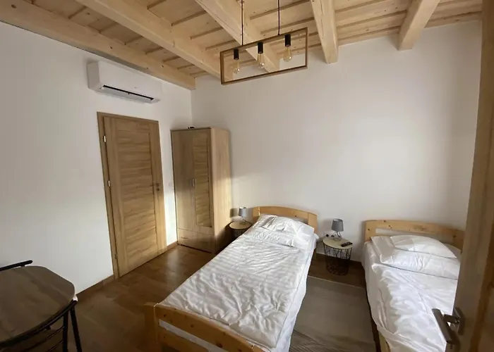 Nagy Bujdoso Vendeghaz